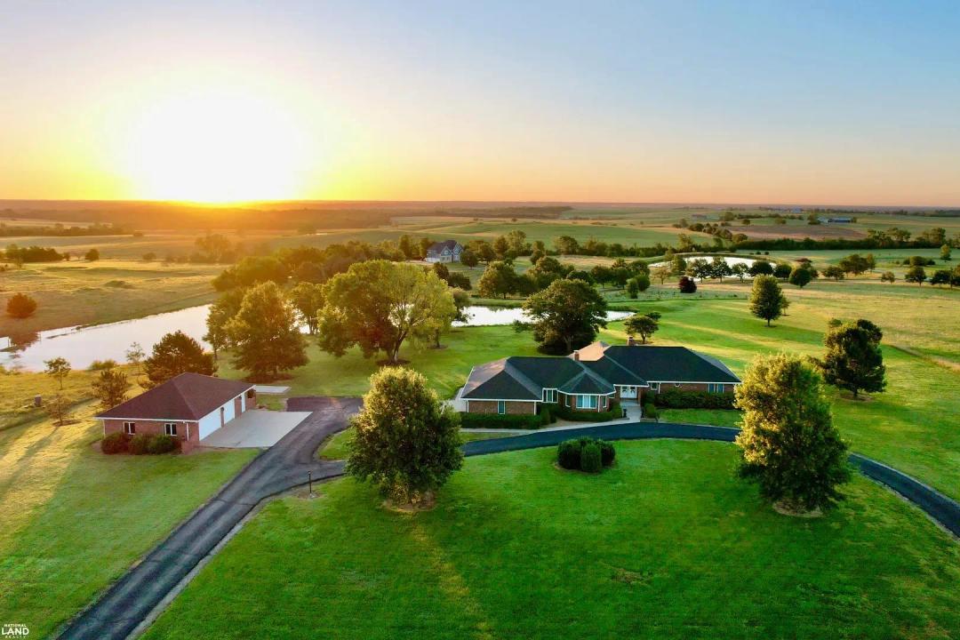 Brick Ranch - 4 Bed, 3 Bath - 27+/- Acres with Ponds