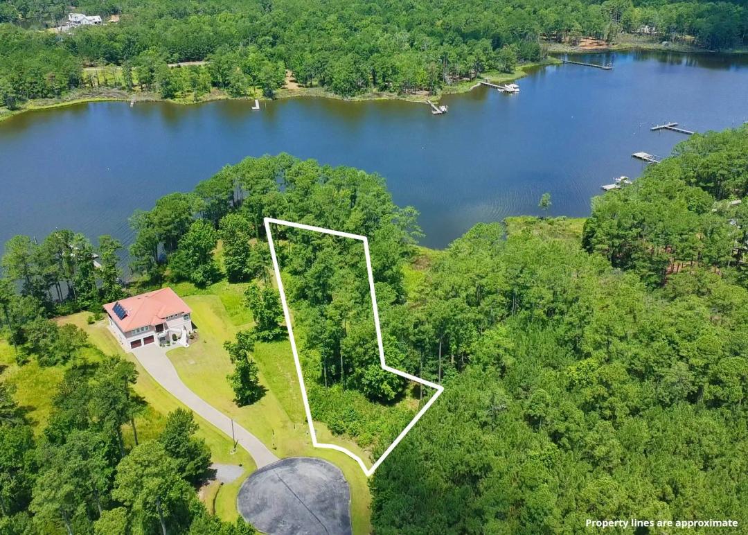 Waterfront lot with great views!