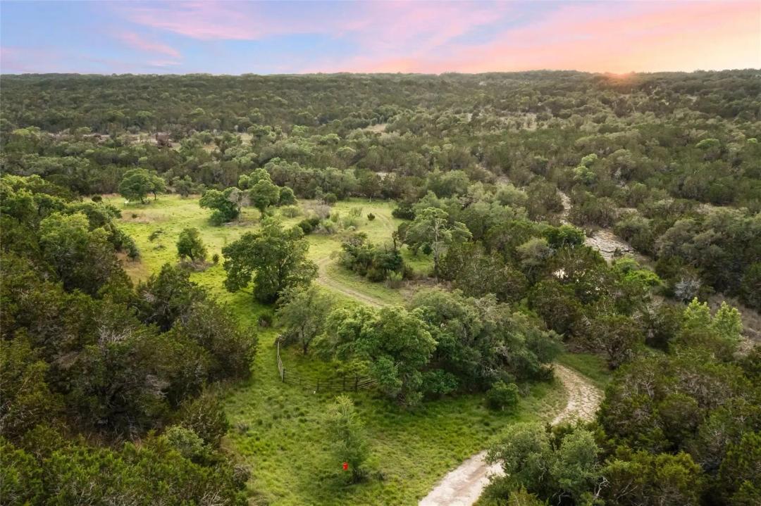 900 Lost Valley Road, Dripping Springs, TX 78620