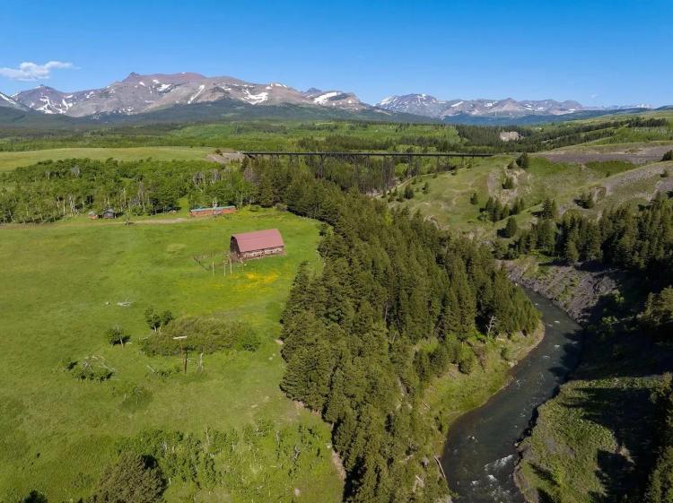 East Glacier View Ranch
