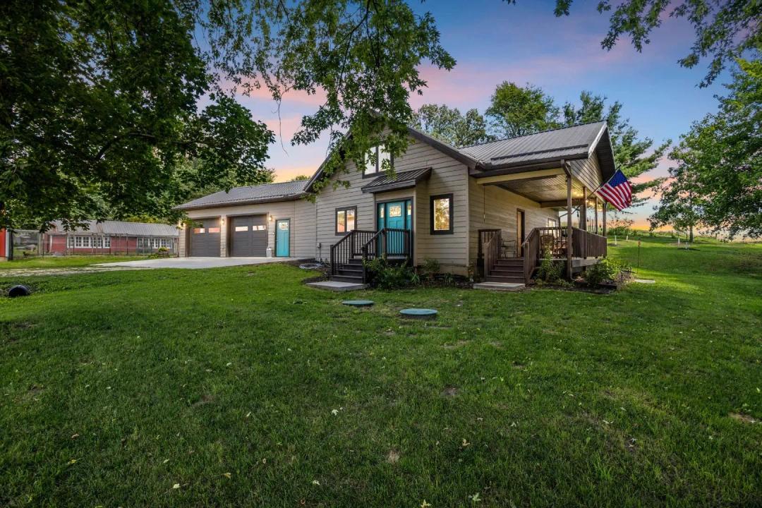 3-Bedroo Home Situated on 5 Acres just Outside Briggsville WI