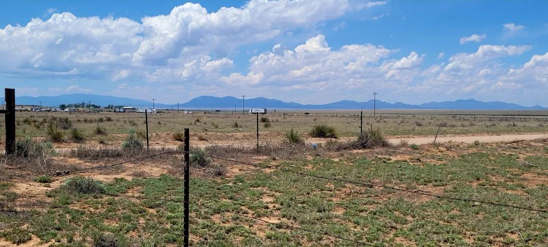 1 acre Homesite with easy access to Interstate 40 - Mobiles ok