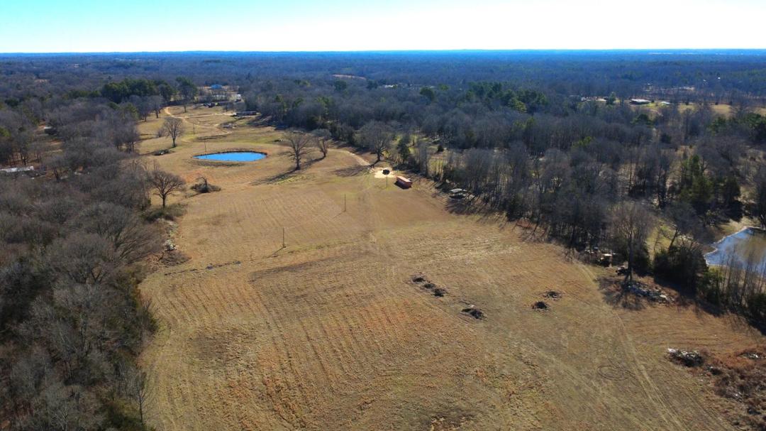 40.00 Acres at 2023 Gravel Springs Drive