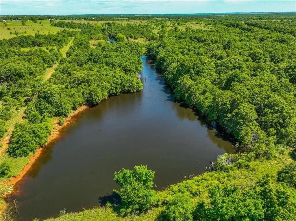 80 Acres in Foster