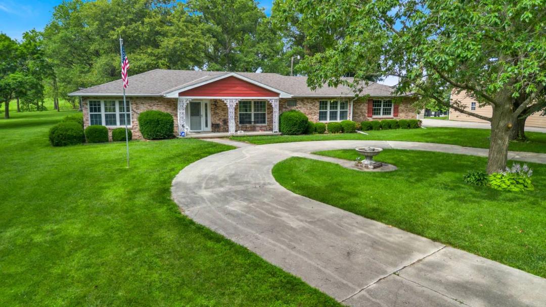 Brick Home 3 Bed 3 Bath 2-Car Garage 2 Metal Buildings 39 Acres
