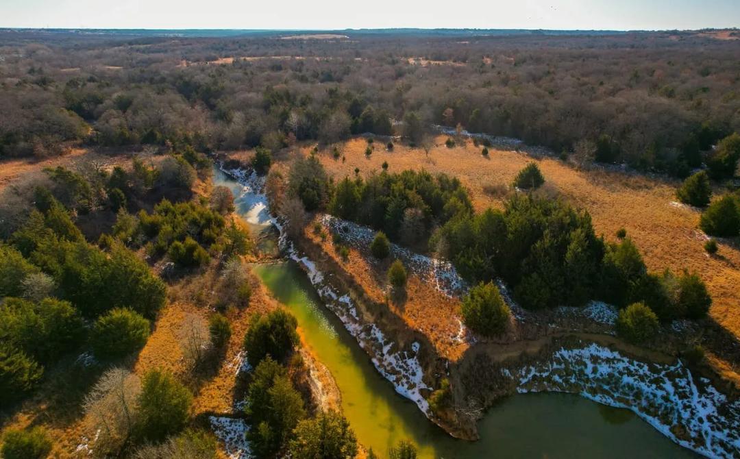 144 Acre Premier Cross Timbers Hunting & Homesite Ranch