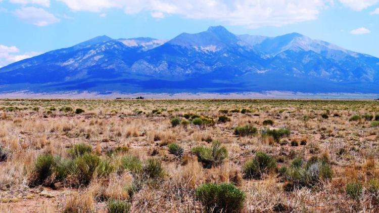 5 acres with easy access to Hwy 160 San Luis Valley Colorado * Mountain views