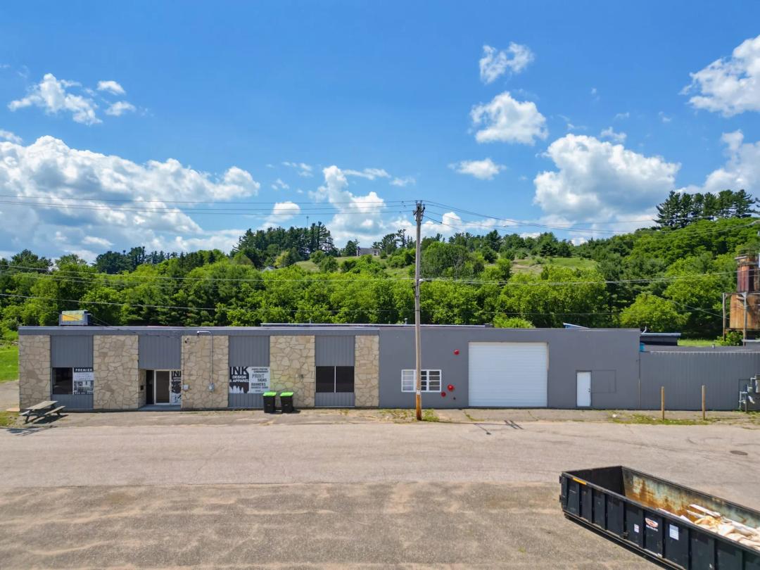 Iron Mountain Industrial & Commercial Complex
