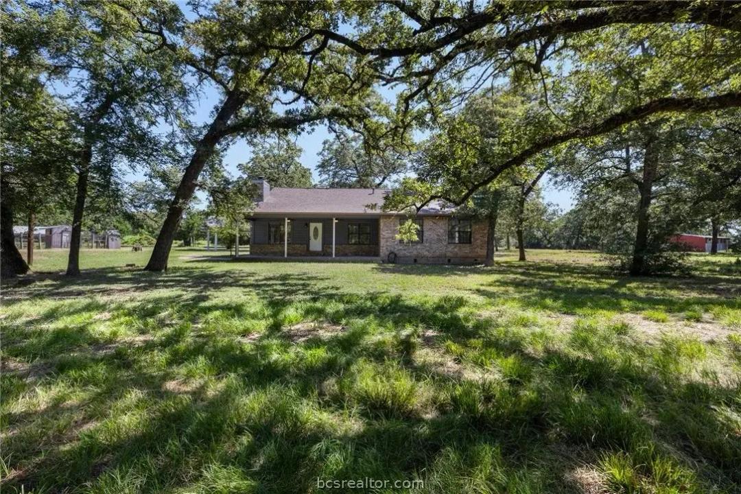 9.92 Acres of Land for Sale in Bryan, TX