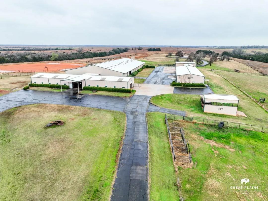 Logan Co 160± Acre Performance Horse Training Facility