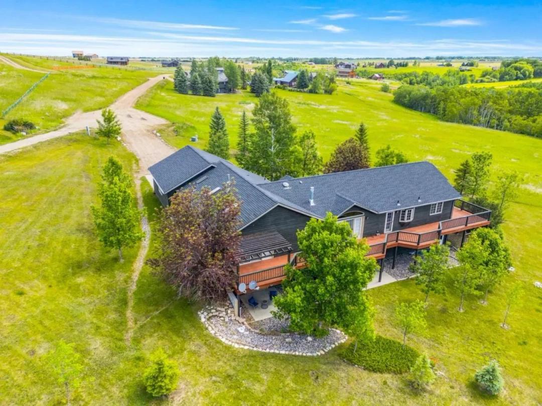 27 Beavertail Road