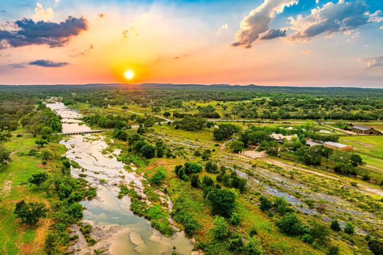 King River Ranch - 25+/- Acre Estate on the Pedernales River