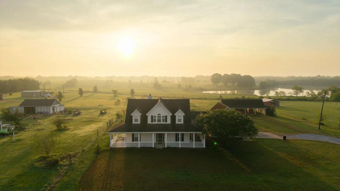 A Home on 5 Acres in Lowndes County, AL 