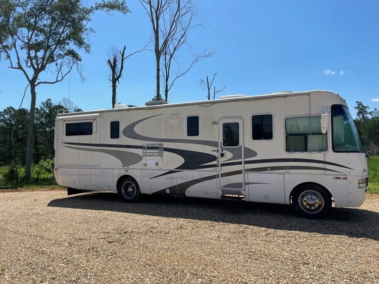 79005542-8
