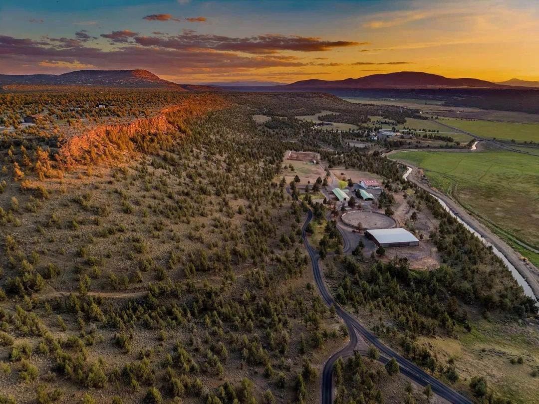 Crooked River Rim Horse Ranch