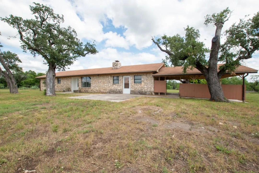 148.43 Acres with 3 Br 2 Ba Rock Home on Simms Creek , near Lometa, Tx