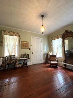 1237-main-st-woodville-6
