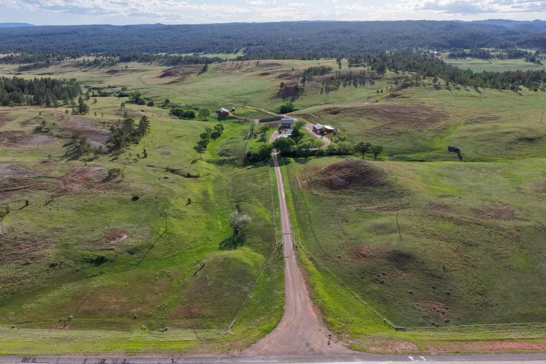 Custer County, SD 202 Acre Ranch