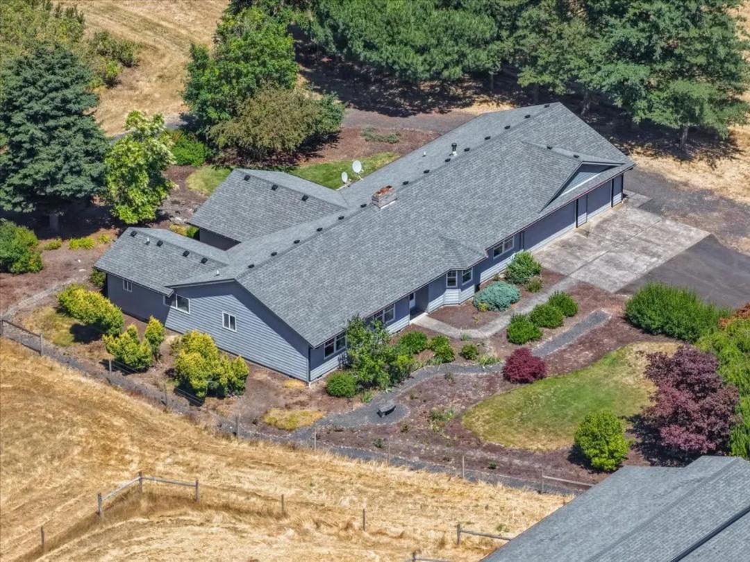 7683 Parker Lane