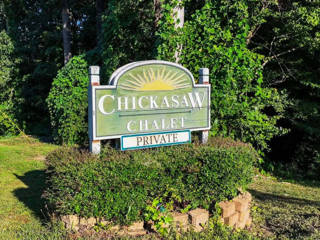 Chick-a-saw Chalet
