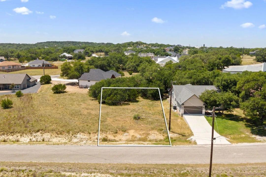 223 Peter Kleid Loop, Blanco, TX