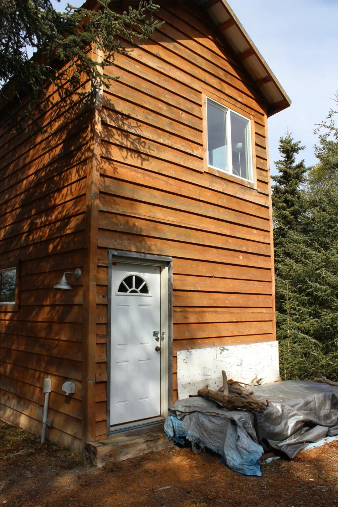 Tiny House on 3+ Acres