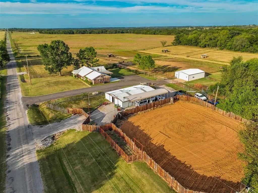 10 Acre Training Facility in Pauls Valley