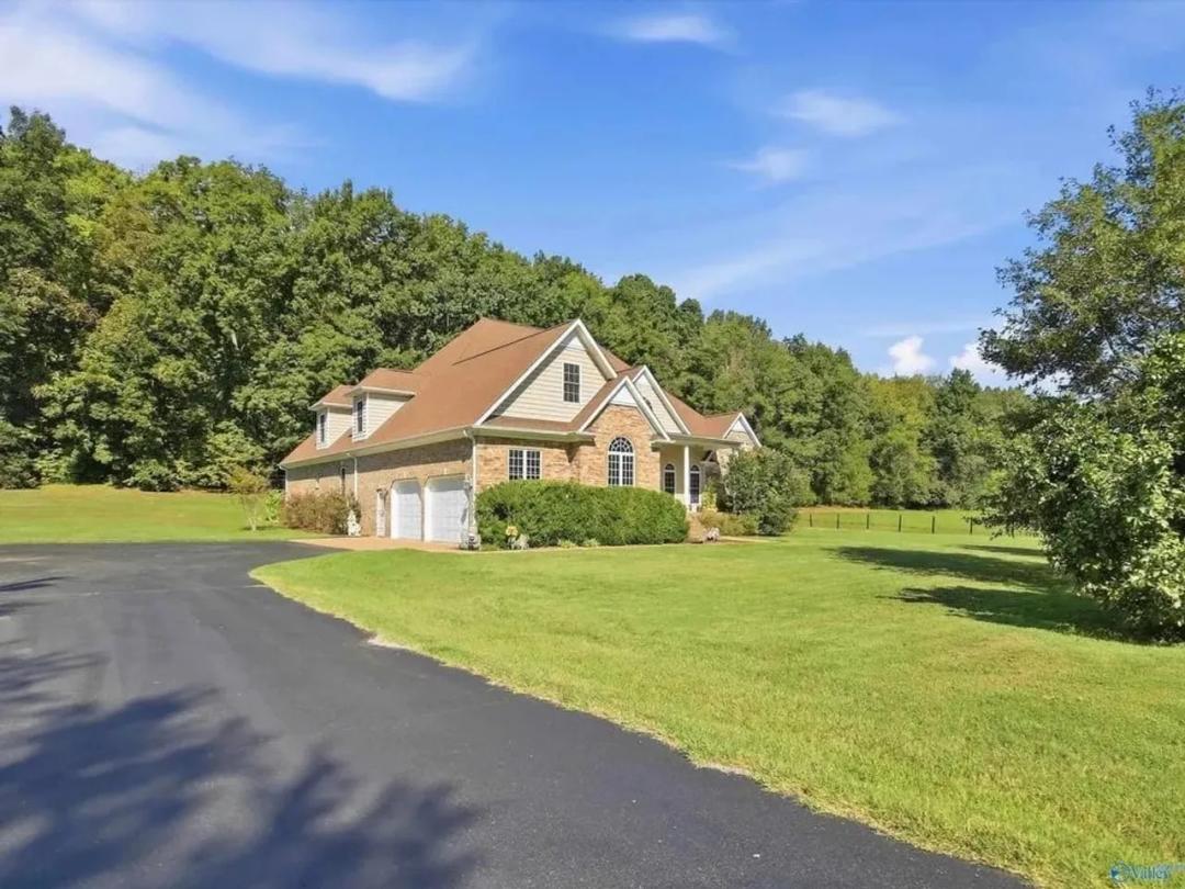 600 Bates Hollow Road