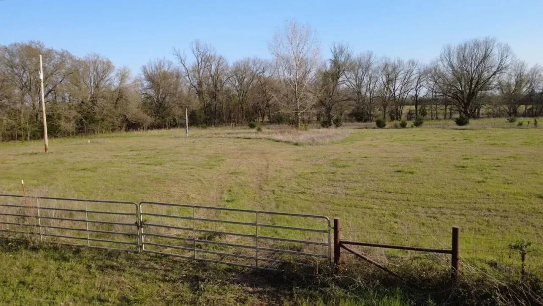 Build Ready 6 Acres with Utilities Lot 1 – Near Lake Raymond Gary