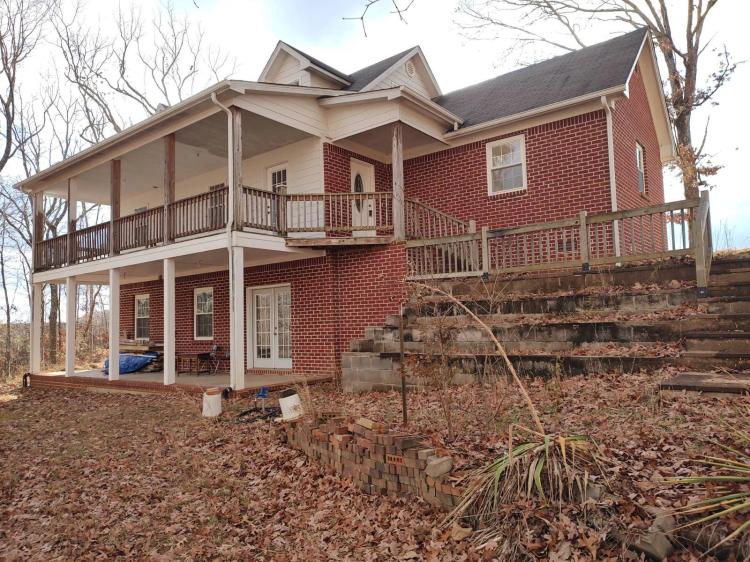 Brick Home with Basement near Kentucky Lake