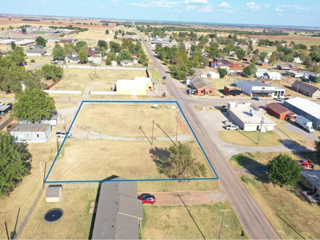 Prime Mixed-Use Development Opportunity in Cashion, OK!