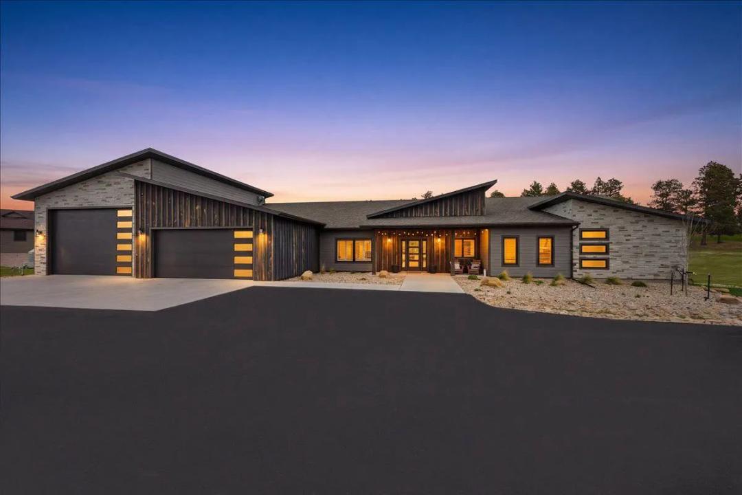 4 Bedrooms3 Bathroom on 2.00 Acres at 11805 Valley View Cir