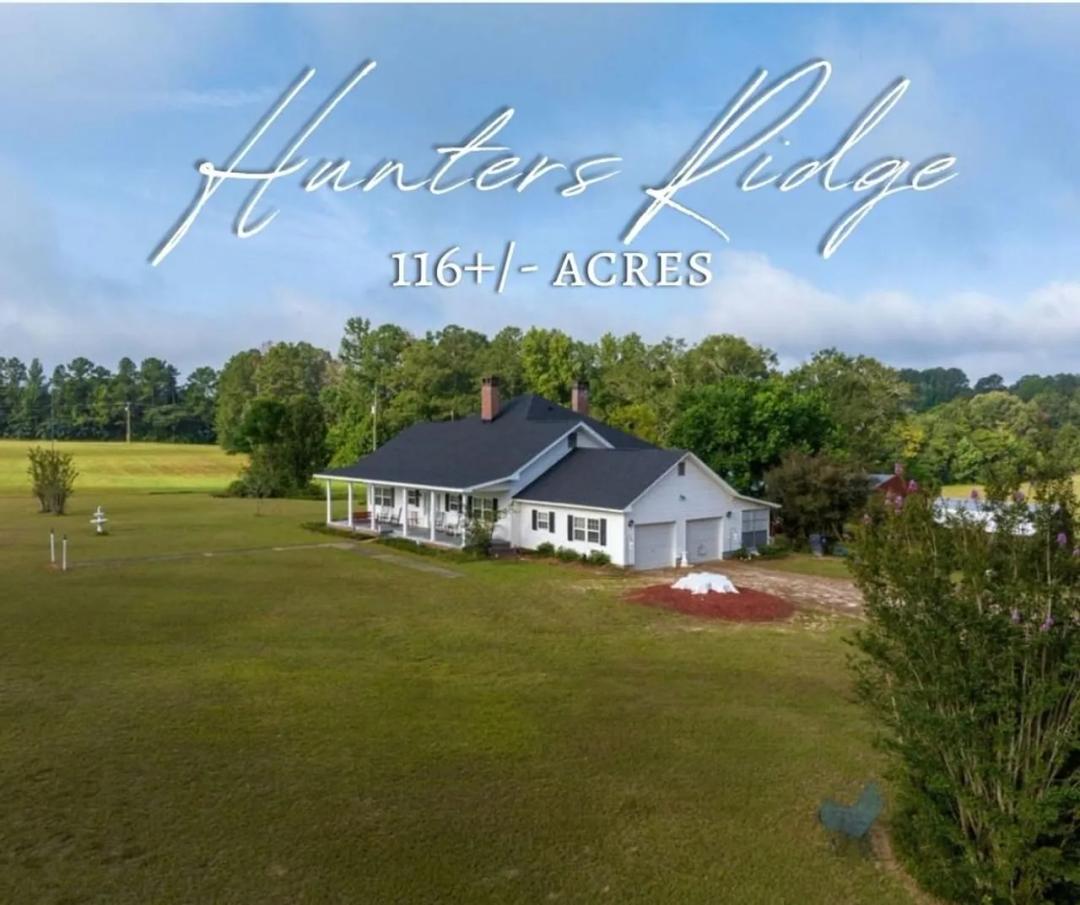 116 Acres and a Picturesque 3200 sq ft home - Welcome to Hunter's Ridge