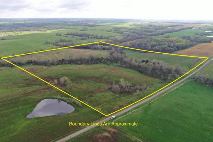 CRP Farm With Prime Hunting - Grundy/Mercer County Line