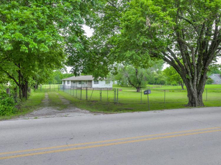 HOME ON OVER 2 ACRES! ENDLESS POTENTIAL CENTRALLY LOCATED IN THE HEART OF OWASSO! 