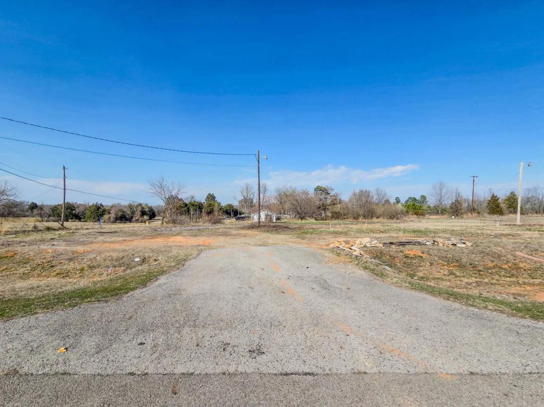Corner Lot with Highway 22 Frontage, 12k/day Traffic Count