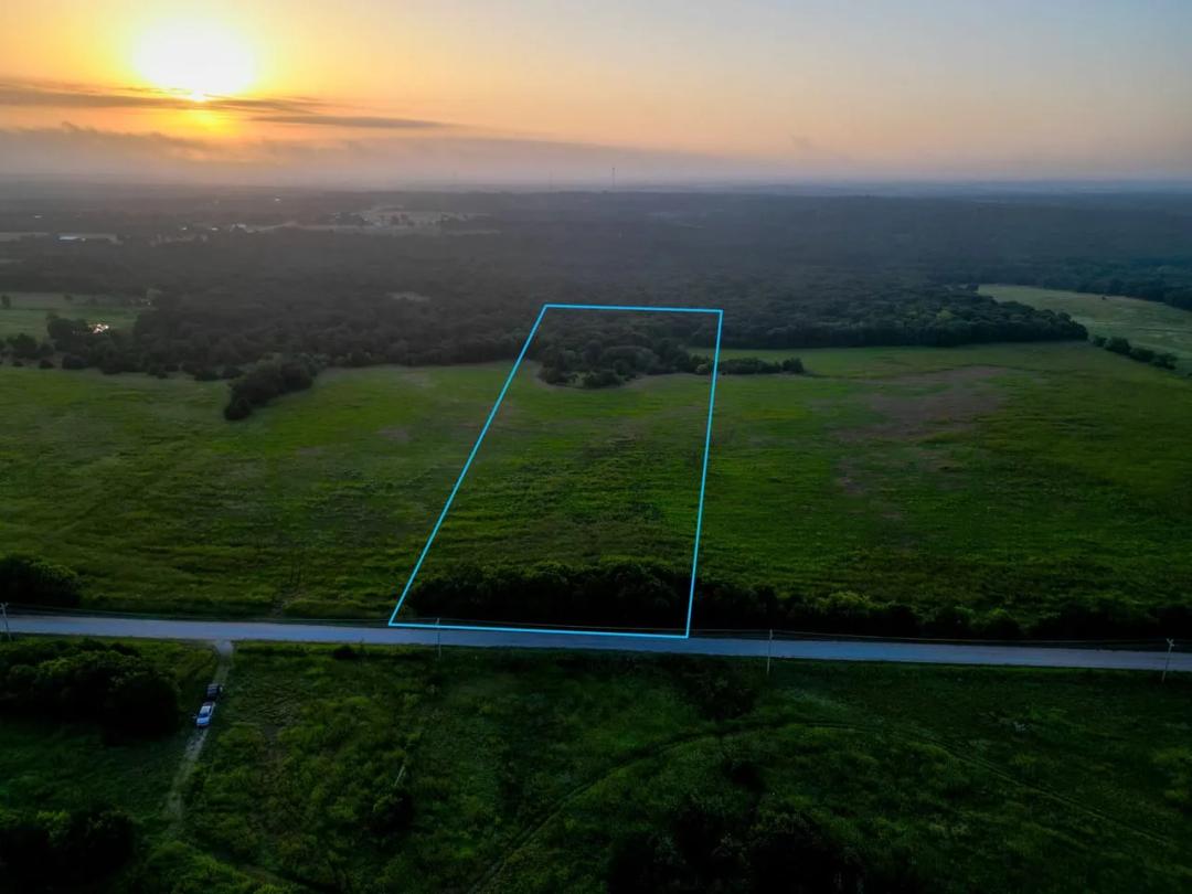10.7 Acre Homesite