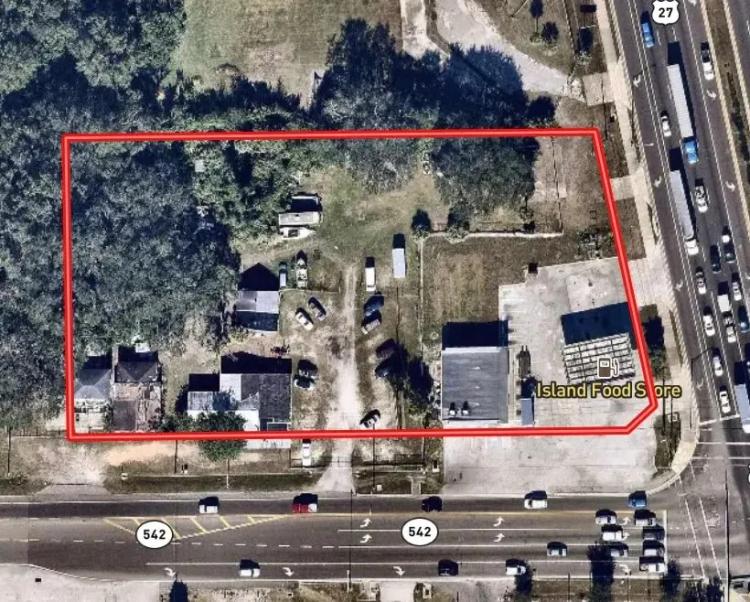 2 AC Lighted Corner on Hwy 27 LEASE