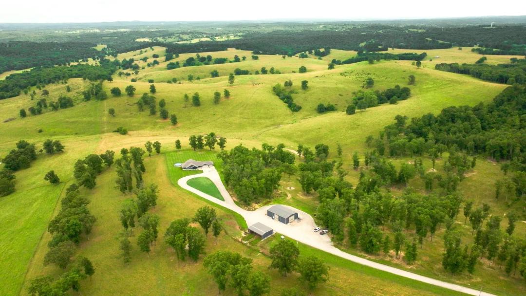 Cattle Ranch in Douglas County, Missouri for Sale - 1,125 Acres