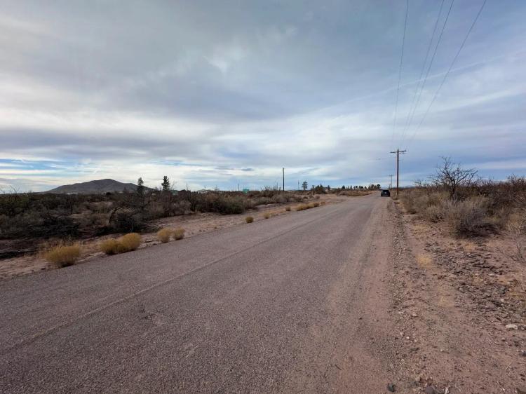 Five Lots - 4.6 Acres in SW Deming - Paved Road - Power - Includes Corner