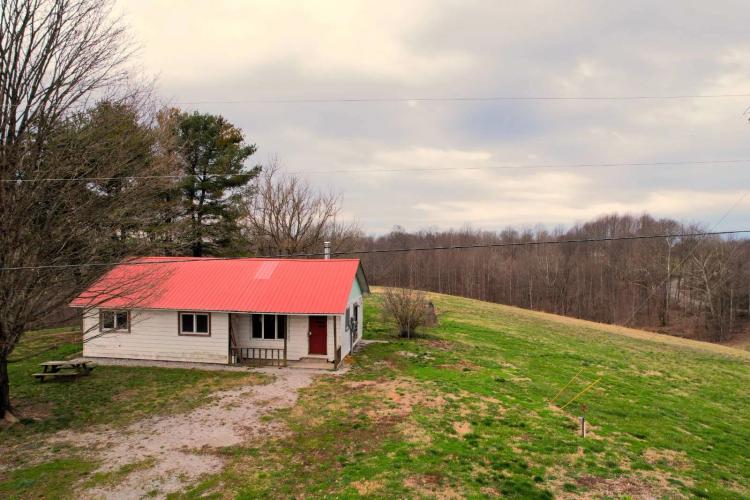 4 Bedrooms1 Bathroom on 8.87 Acres at 58 Peyton Cemetery Rd.