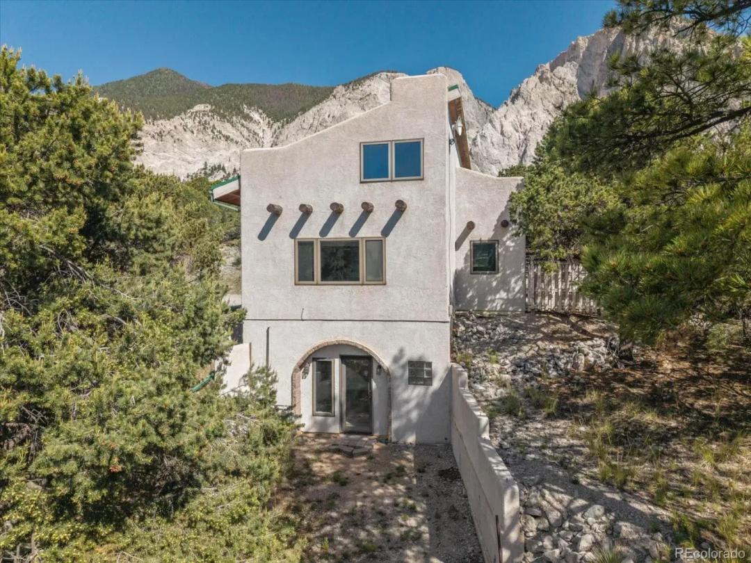 16715 Shadow Lane, Nathrop