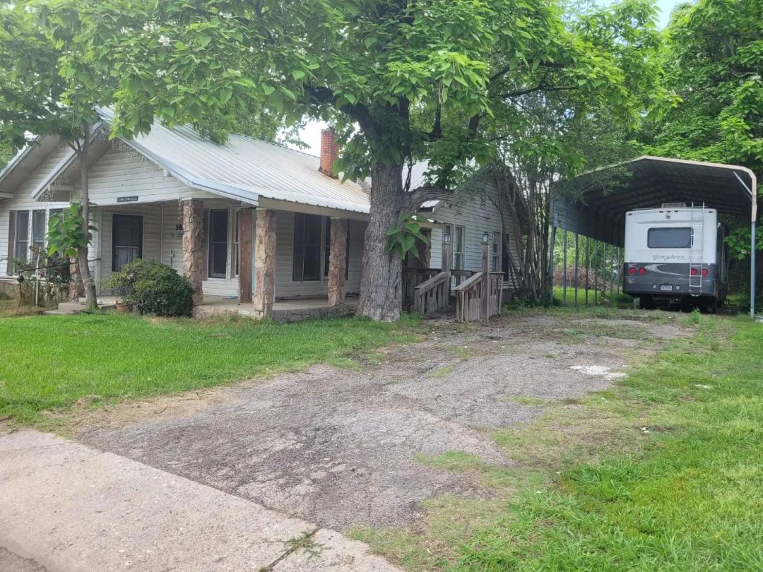 Historic Investment Home with Rental Potential in Deport TX