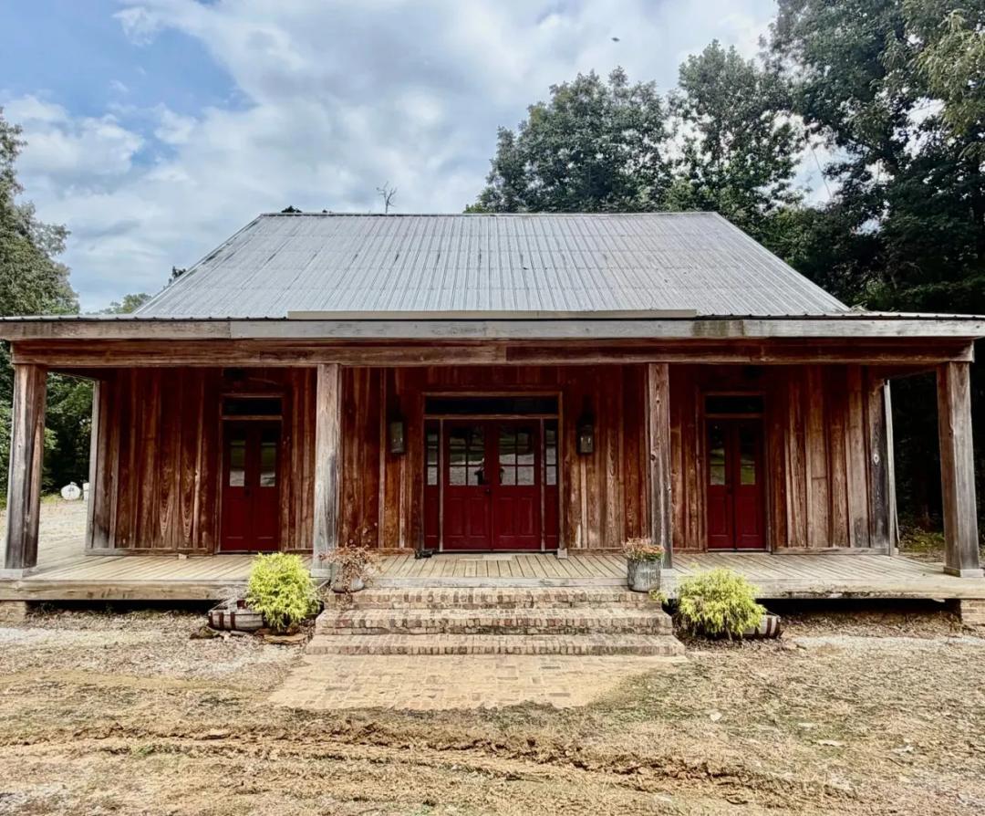 5 Acres with a Home in Carroll County at 1081 County Road 184 B in Greenwood, MS