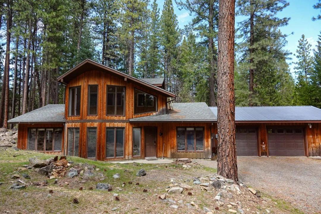 Sniktaw Creek House