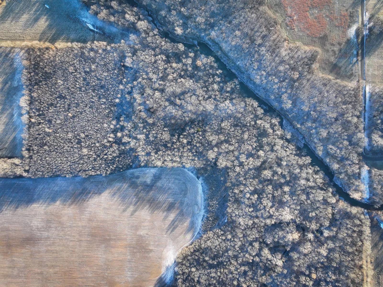 83712370-25