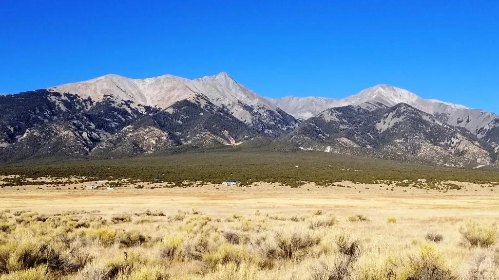 10 Acres in San Luis Valley - Incredible Mountain Views!!