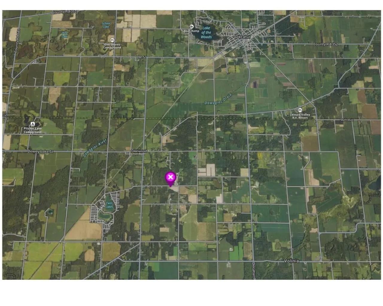 83899036-21