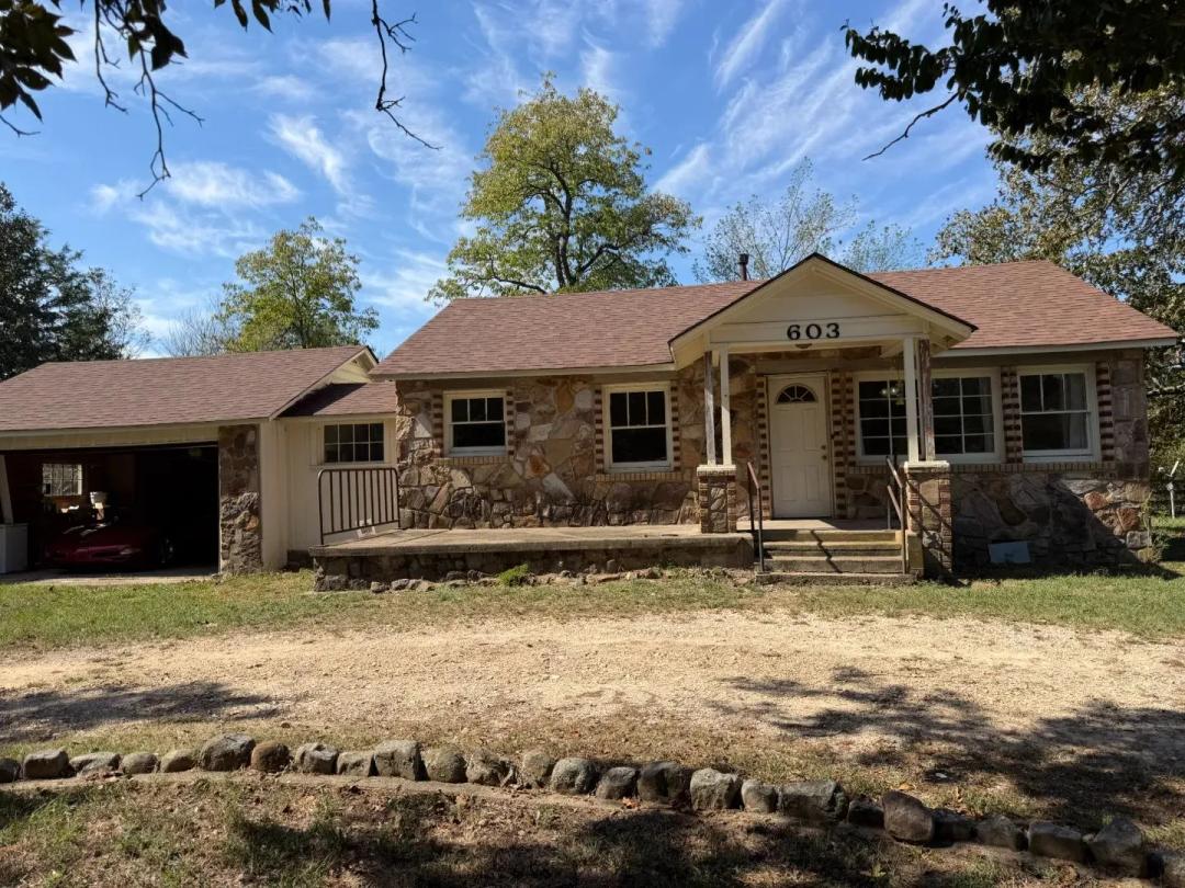 Home in Polk County, AR 