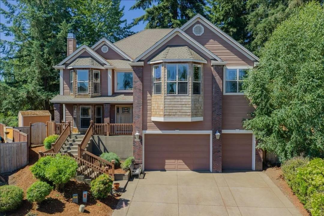 2448 Violet Ct 